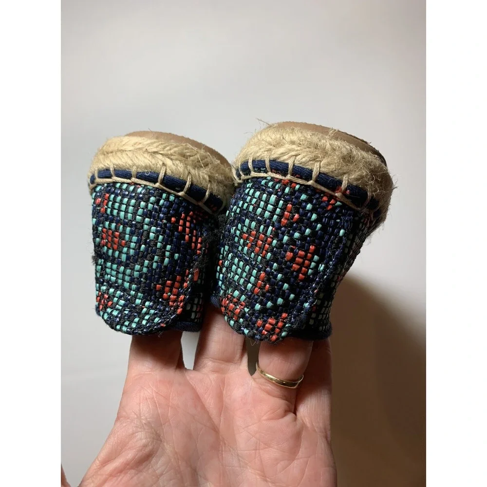 Dolce Vita Womens Blue Aztec Espadrilles Size 6.5